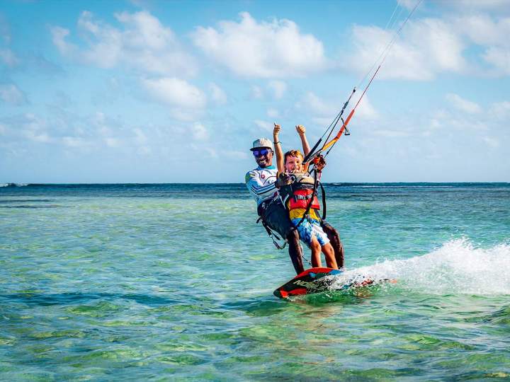 Apprentissage du wingfoil en Guadeloupe